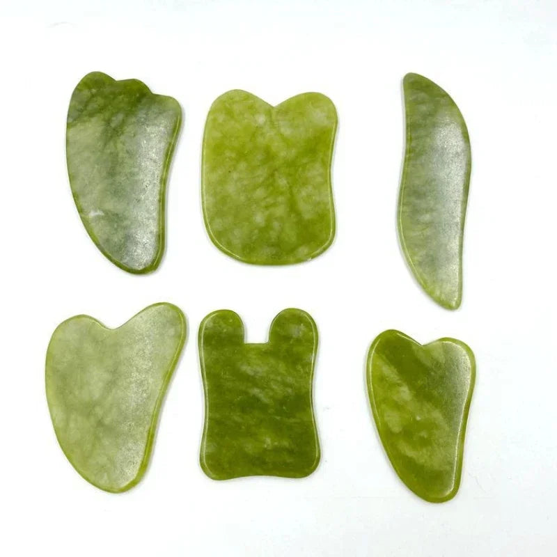 Core Beauty – Gua Sha Double Tête en Pierre de Jade Naturelle