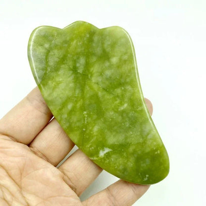 Core Beauty – Gua Sha Double Tête en Pierre de Jade Naturelle